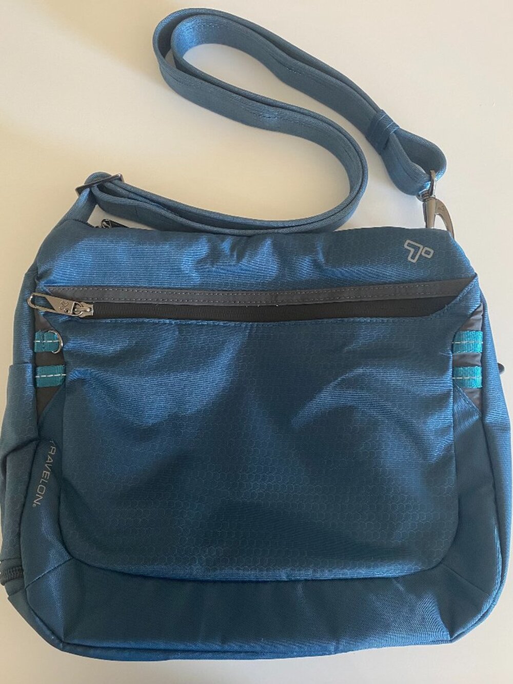 Travelon Anti-Theft Active Medium Crossbody Bag